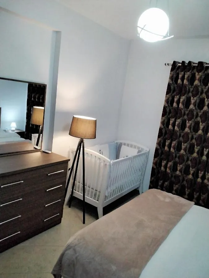 Comfort Apartments Fier 0*,  Albania